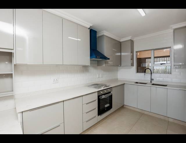 3 BEDROOM APARTMENT FOR SALE IN MORNINGSIDE